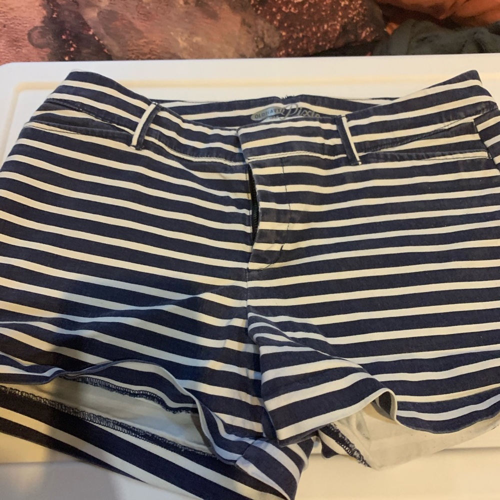 Old navy shorts